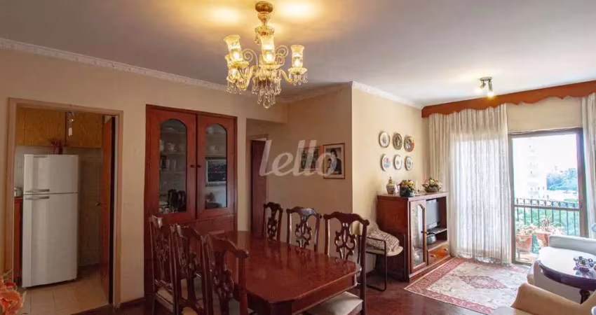 Apartamento com 2 quartos para alugar na Avenida da Aclimação, --, Aclimação, São Paulo