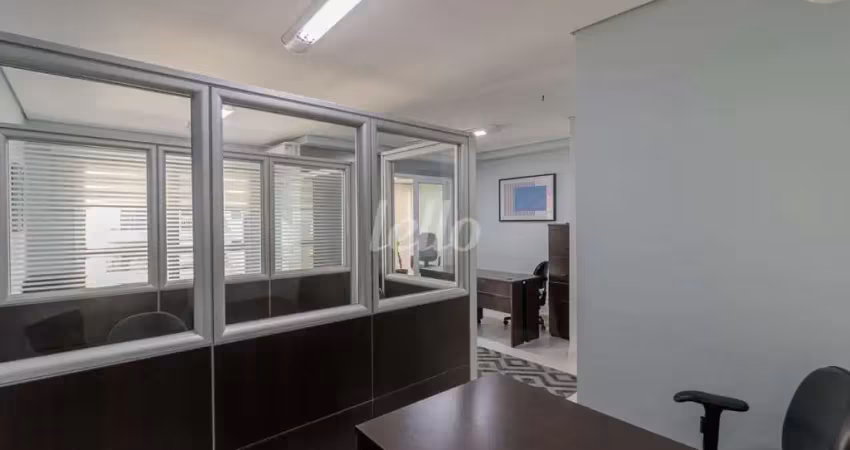 Sala comercial com 1 sala para alugar na Rua Itapura, --, Vila Gomes Cardim, São Paulo
