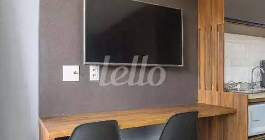 Apartamento com 1 quarto para alugar na Rua Cardeal Arcoverde, --, Pinheiros, São Paulo