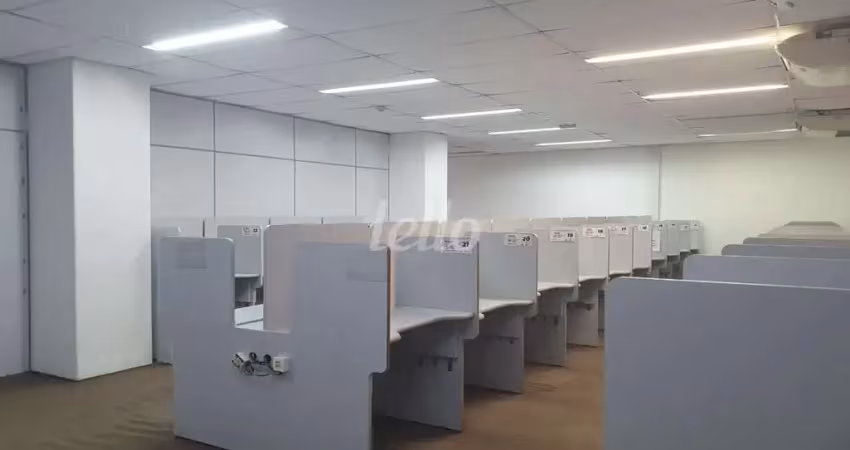 Sala comercial com 9 salas para alugar na Praça da República, --, República, São Paulo