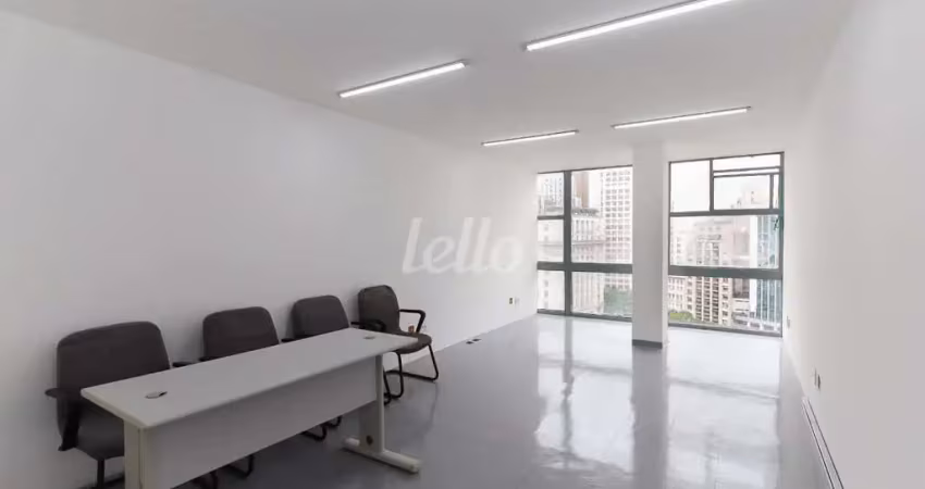 Sala comercial com 1 sala para alugar na Rua Coronel Xavier de Toledo, --, República, São Paulo