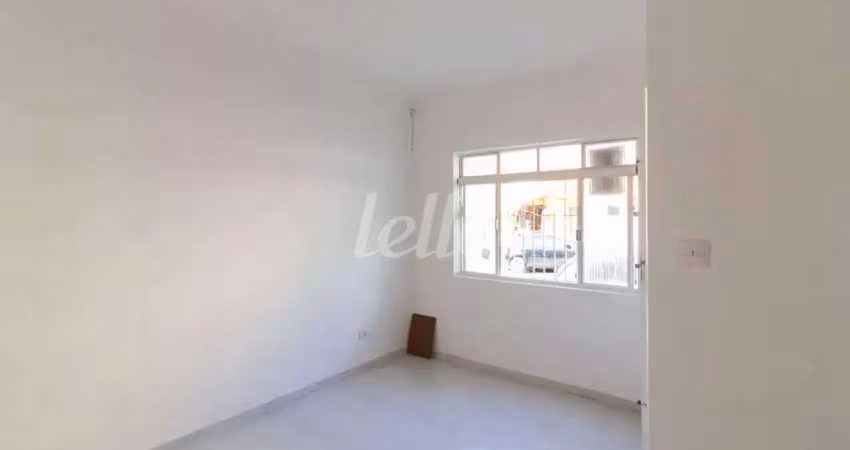 Casa comercial com 1 sala para alugar na Rua Botucatu, --, Vila Clementino, São Paulo