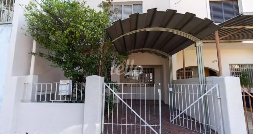 Casa comercial com 1 sala para alugar na Rua Ribeirão Branco, --, Vila Bertioga, São Paulo