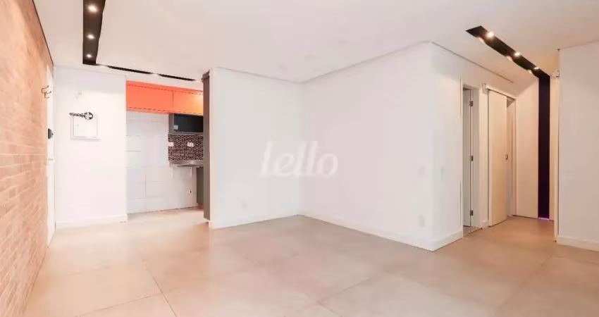 Apartamento com 2 quartos para alugar na Rua Domingos Paiva, --, Brás, São Paulo