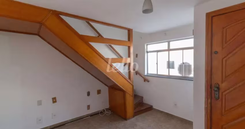 Casa com 2 quartos para alugar na Rua Torquato Tasso, --, Vila Prudente, São Paulo