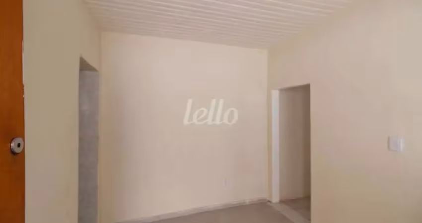 Casa com 2 quartos para alugar na Rua Cuminapanema, --, Vila da Saúde, São Paulo