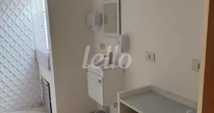 Sala comercial com 1 sala para alugar na Rua Serra de Botucatu, --, Vila Gomes Cardim, São Paulo