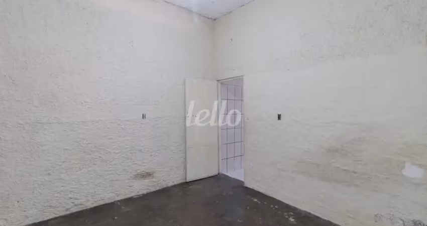Casa comercial com 1 sala para alugar na Avenida Rangel Pestana, --, Jardim Santa Cristina, Santo André