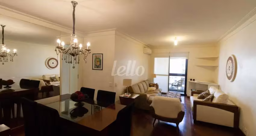 Apartamento com 3 quartos para alugar na Rua Jacques Félix, --, Vila Nova Conceição, São Paulo