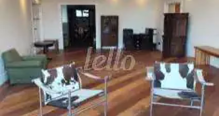 Apartamento com 4 quartos para alugar na Praça da República, --, República, São Paulo