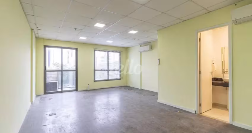 Sala comercial com 1 sala para alugar na Avenida Industrial, --, Jardim, Santo André