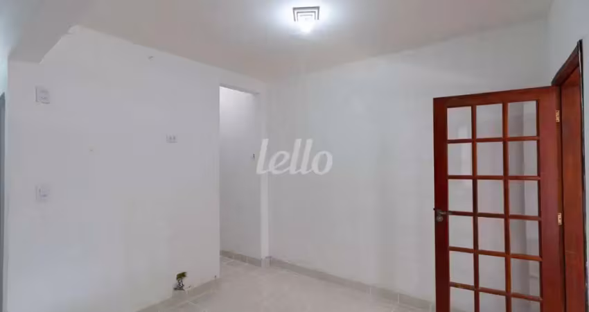 Casa com 4 quartos para alugar na Rua Toribaté, --, Ipiranga, São Paulo