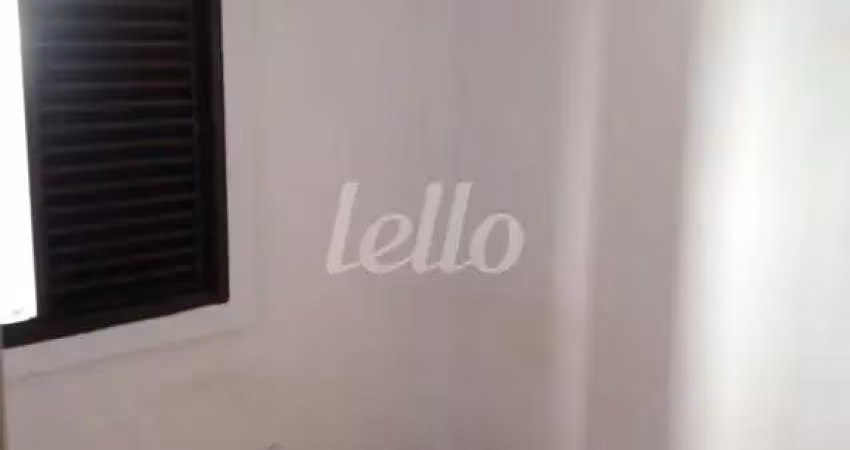 Apartamento com 3 quartos para alugar na Rua Alvorada, --, Vila Olímpia, São Paulo