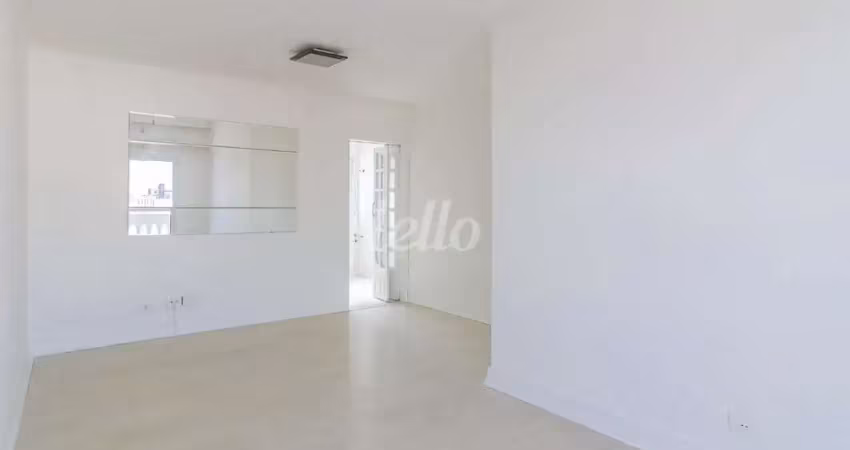 Apartamento com 3 quartos para alugar na Rua Ausonia, --, Vila Mazzei, São Paulo