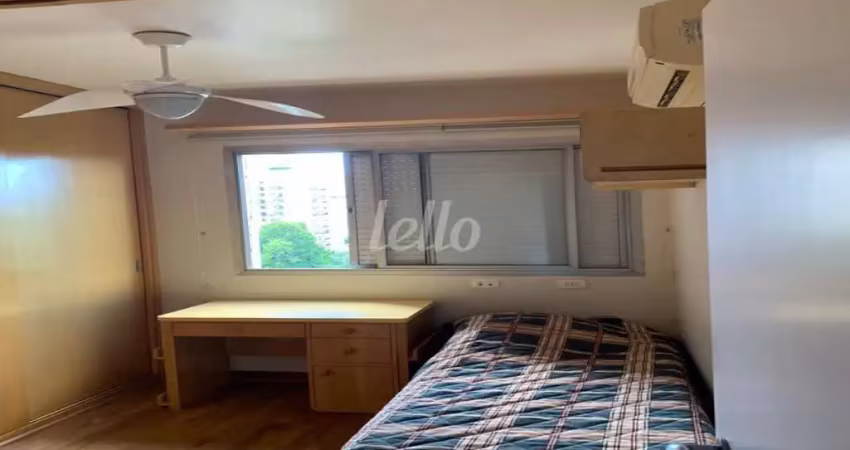 Apartamento com 3 quartos para alugar na Avenida Arruda Botelho, --, Alto de Pinheiros, São Paulo