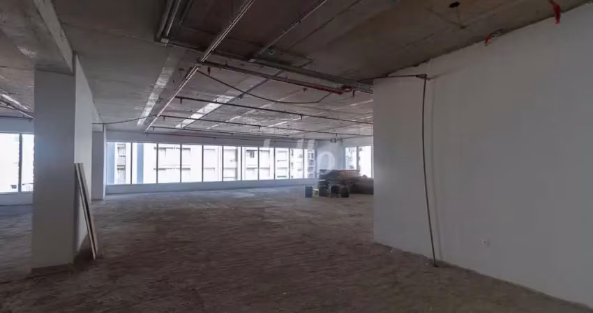 Sala comercial para alugar na Avenida Pedroso de Morais, --, Pinheiros, São Paulo