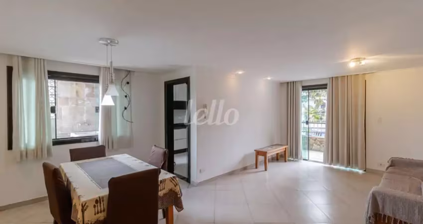 Casa comercial com 2 salas para alugar na Rua São Pompônio, --, Vila Oratório, São Paulo