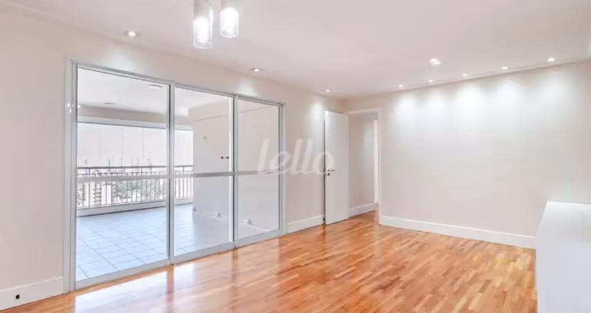 Apartamento com 3 quartos para alugar na Rua Matias Roxo, --, Vila Leopoldina, São Paulo