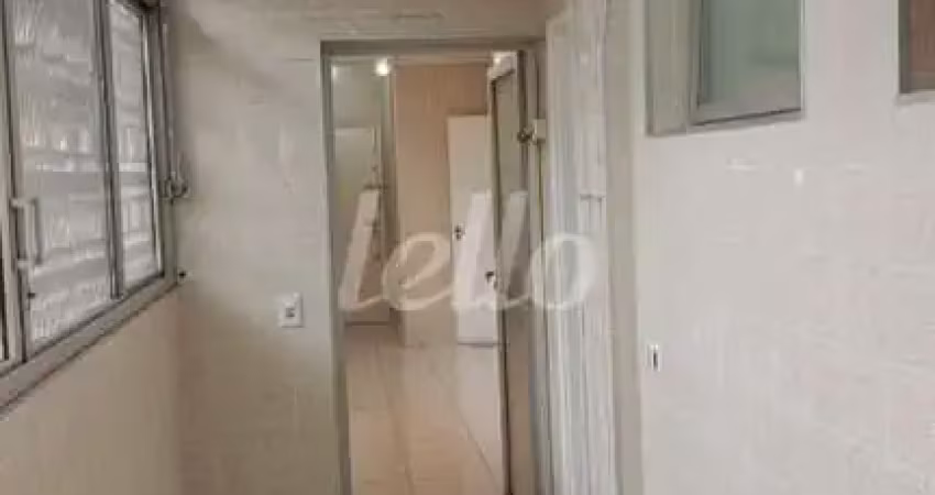 Apartamento com 3 quartos para alugar na Rua Treze de Maio, --, Bela Vista, São Paulo