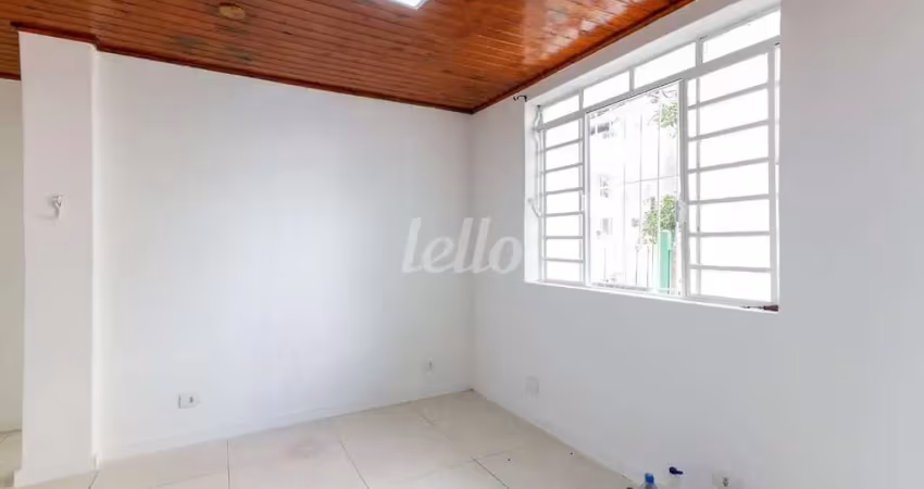 Apartamento com 2 quartos para alugar na Rua Antônio Pereira de Sousa, --, Santana, São Paulo