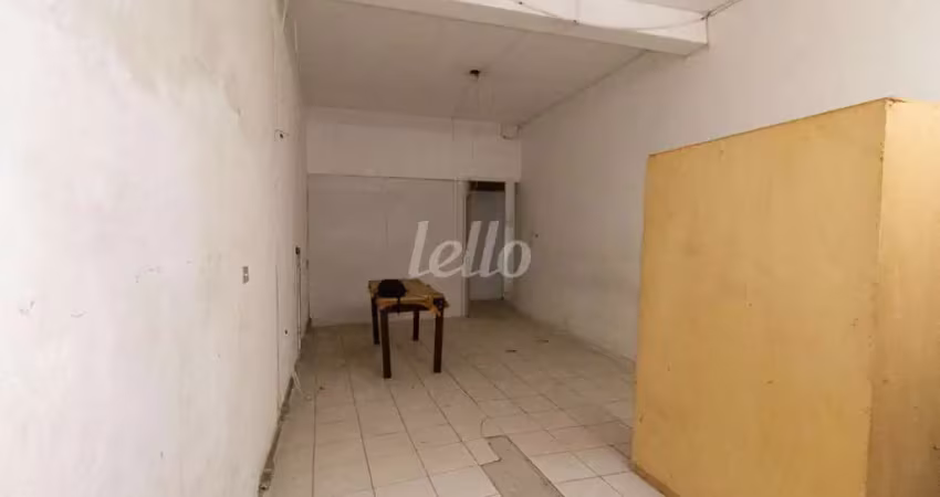 Casa comercial com 1 sala para alugar na Rua Catão, --, Vila Romana, São Paulo