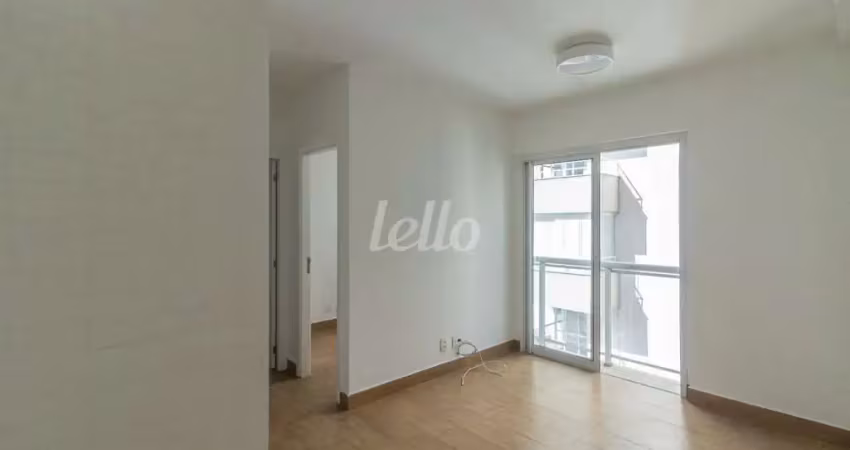 Apartamento com 2 quartos para alugar na Rua Artur Prado, --, Bela Vista, São Paulo