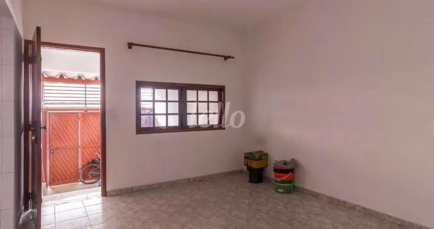 Casa com 2 quartos para alugar na Trv. Adolfo Cantu, --, Vila Mazzei, São Paulo