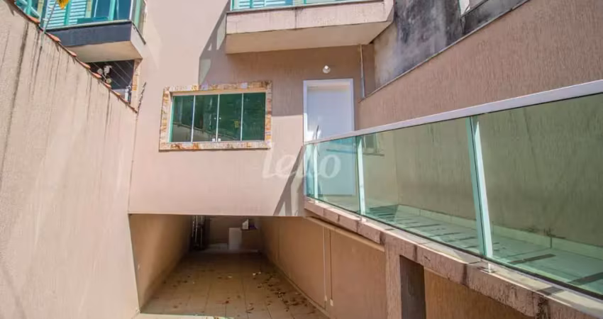 Casa com 3 quartos para alugar na Avenida Marcondes de Brito, --, Chácara Seis de Outubro, São Paulo
