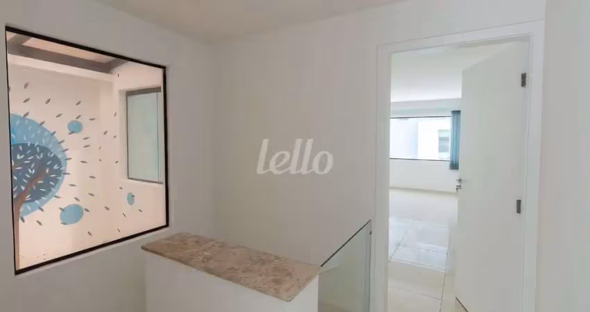 Casa comercial com 4 salas para alugar na Rua Doutor Paschoal Imperatriz, --, Vila Gertrudes, São Paulo