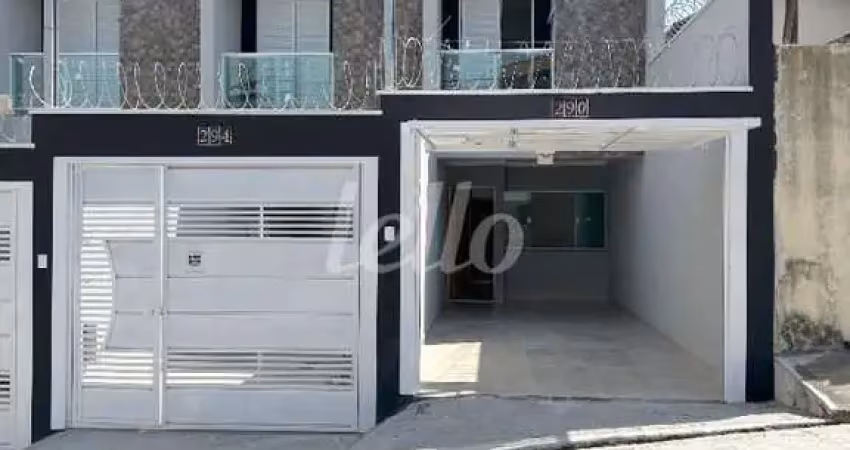 Casa com 3 quartos para alugar na Rua Abaiú, --, Parque São Lucas, São Paulo