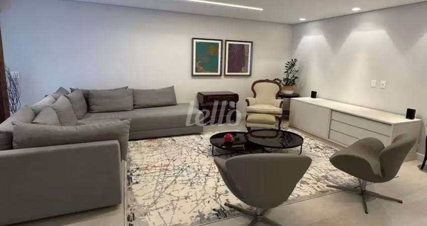Apartamento com 3 quartos para alugar na Rua Aimberê, --, Pompéia, São Paulo
