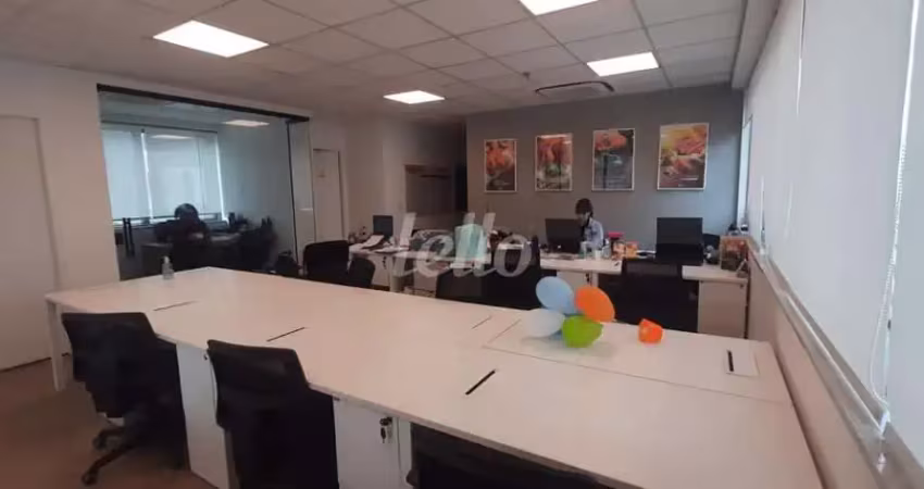 Sala comercial com 4 salas para alugar na Rua Manoel da Nóbrega, --, Paraíso, São Paulo