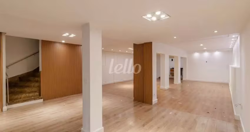 Ponto comercial com 6 salas para alugar na Rua Itapura, --, Vila Gomes Cardim, São Paulo