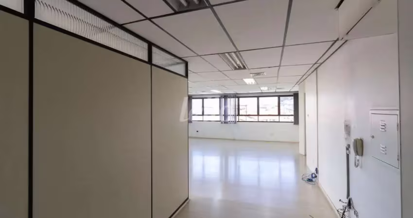 Sala comercial com 2 salas para alugar na Avenida Doutor Luís Rocha Miranda, --, Jabaquara, São Paulo
