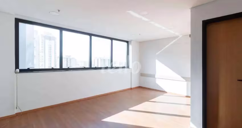Sala comercial com 1 sala para alugar na Rua Serra de Bragança, --, Vila Gomes Cardim, São Paulo