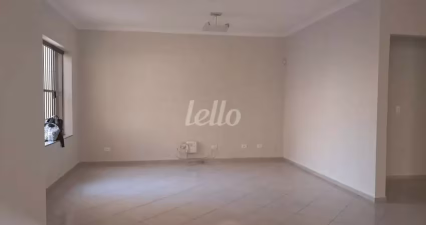 Casa com 3 quartos para alugar na Rua Dom Alberto Gonçalves, --, Vila Libanesa, São Paulo