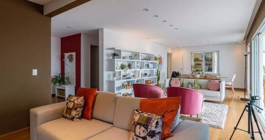 Apartamento com 3 quartos para alugar na Rua Fábia, --, Vila Romana, São Paulo