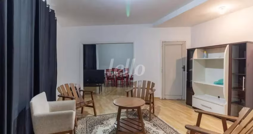 Casa comercial com 8 salas para alugar na Rua Henrique Schaumann, --, Pinheiros, São Paulo