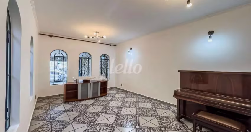 Casa com 3 quartos para alugar na Rua Doutor Roberto Feijó, --, Vila Prudente, São Paulo