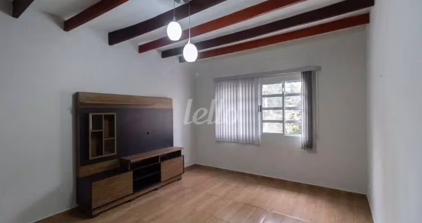 Casa com 2 quartos para alugar na Alameda dos Anapurus, --, Indianópolis, São Paulo