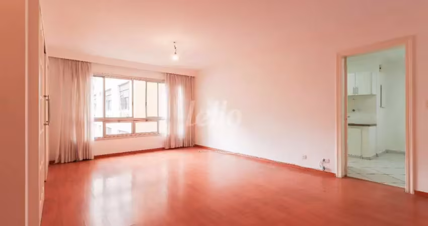 Apartamento com 3 quartos para alugar na Rua Haddock Lobo, --, Cerqueira César, São Paulo