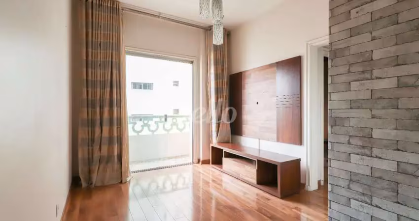 Apartamento com 3 quartos para alugar na Praça General Craveiro Lopes, --, Bela Vista, São Paulo