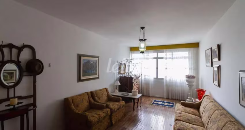 Apartamento com 3 quartos para alugar na Rua Maria Figueiredo, --, Paraíso, São Paulo