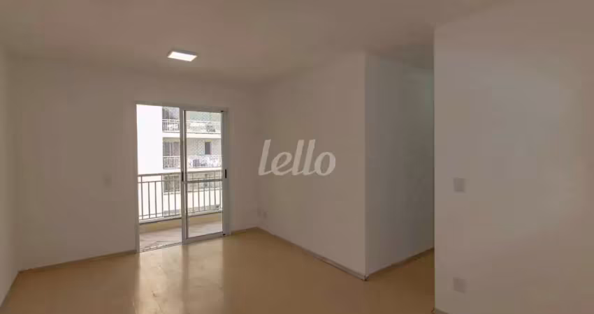 Apartamento com 3 quartos para alugar na Rua João Teixeira da Silva, --, Vila Invernada, São Paulo