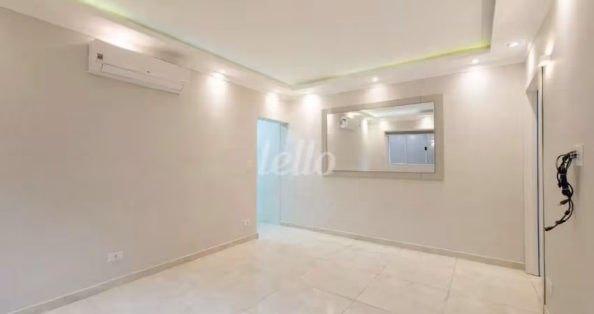 Casa com 2 quartos para alugar na Rua João Fidélis Ribeiro, --, Vila Buenos Aires, São Paulo