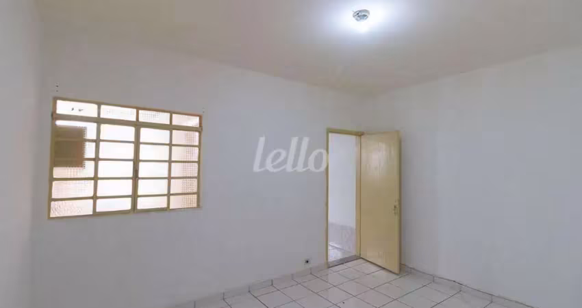 Apartamento com 2 quartos para alugar na Rua Olímpio Portugal, --, Mooca, São Paulo