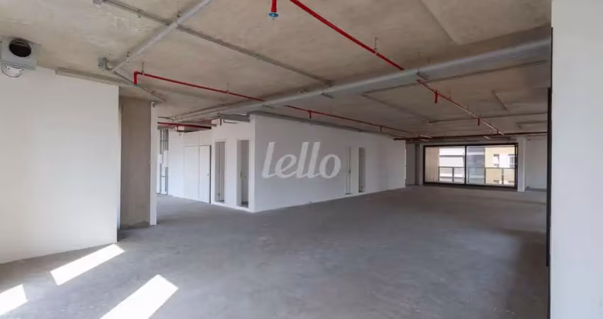 Sala comercial para alugar na Rua Senador César Lacerda Vergueiro, --, Sumarezinho, São Paulo