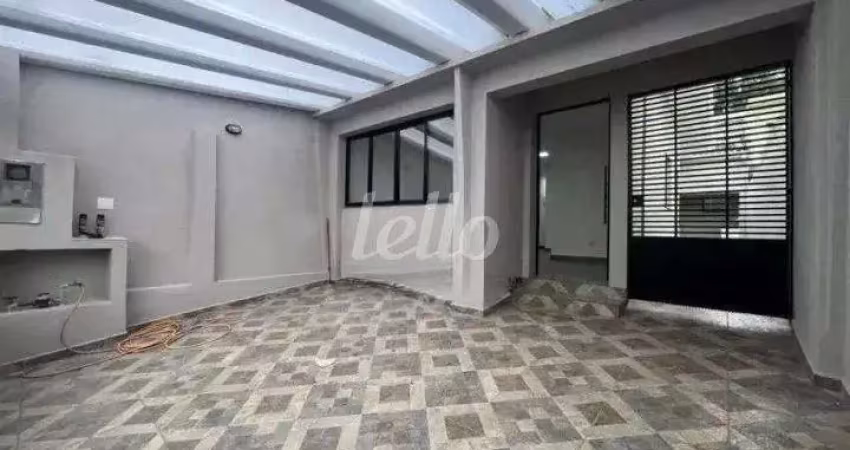 Casa com 2 quartos para alugar na Trv. Otávio Marques, --, Vila Alzira, Santo André