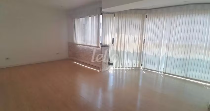 Apartamento com 3 quartos para alugar na Avenida dos Imarés, --, Indianópolis, São Paulo