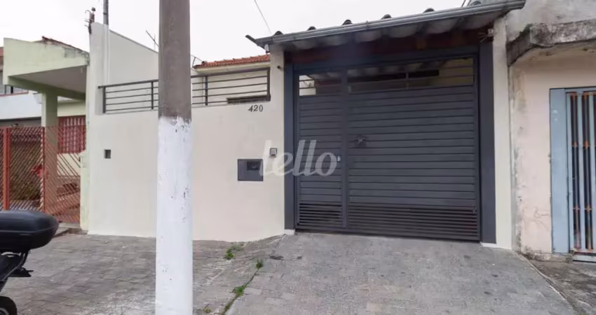 Casa comercial com 2 salas para alugar na Rua Pedro Pires, --, Vila Carrão, São Paulo